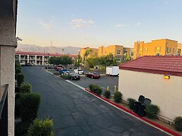 Casa Blanca Hotel & Suites Azusa