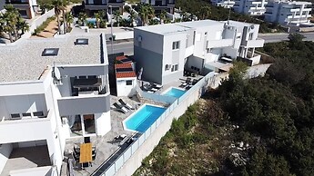 Apartments for 12 and 2 pools