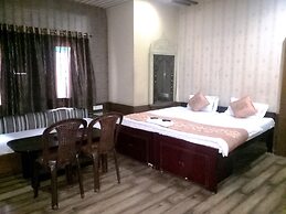 Goroomgo Mayur Gwailor