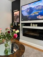 Beautiful 4 Bed House in Sheffield