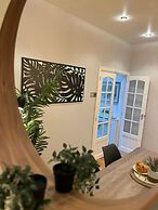 Beautiful 4 Bed House in Sheffield