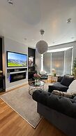 Beautiful 4 Bed House in Sheffield