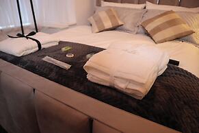 Modern Urban Escape Near Nec, Airport, Hs2