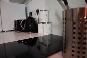 Modern Urban Escape Near Nec, Airport, Hs2