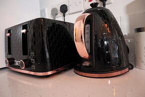 Modern Urban Escape Near Nec, Airport, Hs2