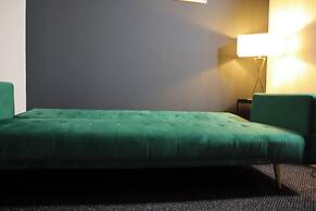 Modern Urban Escape Near Nec, Airport, Hs2