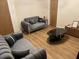 3 Bedroom House in Bradford