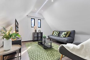 Spacious 1-bed Flat in Golders Green Near Station