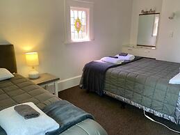 Beach lodge motel