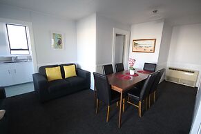 Beach lodge motel