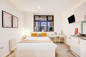 Kingston Luxe Suites Riverside Apartment Belvilla