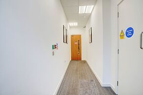 Kingston Luxe Suites Riverside Apartment Belvilla