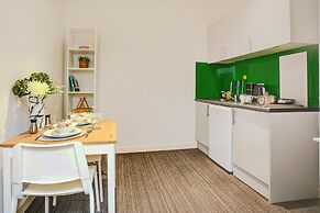 Kingston Luxe Suites Riverside Apartment Belvilla