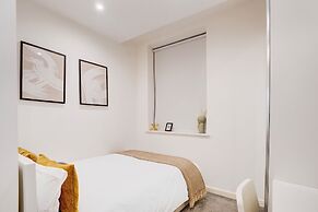 Kingston Luxe Suites Riverside Apartment Belvilla