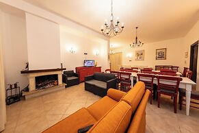 Antico Borgo Perrotta + Tripla