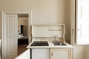 Palazzo Vittoli - Iside & Delia