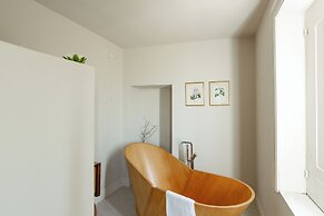 Palazzo Vittoli - Iside & Delia