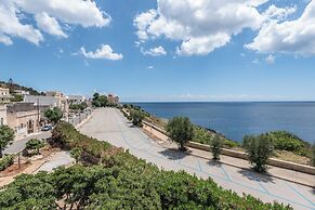 Villa Valletta 1 & 2