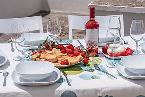 Villa Valletta 1 & 2