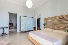 Villa Valletta 1 & 2