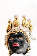 Ortigia Courtyard Apartment