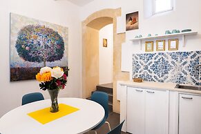 Ortigia Courtyard Apartment