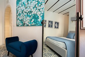 Ortigia Courtyard Apartment