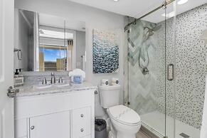 4361 Bay Beach Ln #422