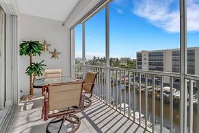 4361 Bay Beach Ln #422