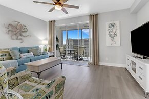 4361 Bay Beach Ln #422