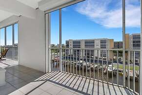 4361 Bay Beach Ln #422