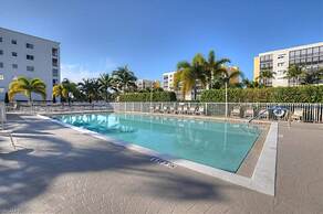 4361 Bay Beach Ln #422