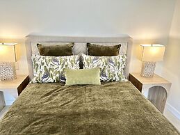 J-pacp506 3 Bedroom Condo