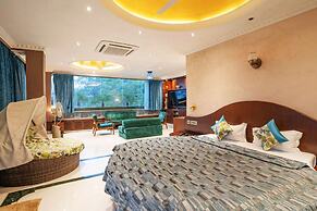 TreeHouseNarmade A Riverfront Resort Spa