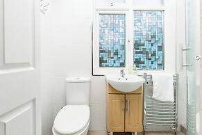 6 bedroom house near Edgbaston Stadium