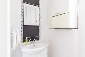 6 bedroom house near Edgbaston Stadium