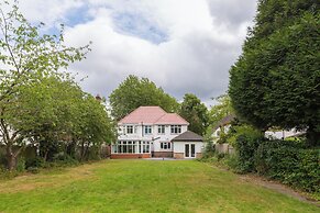 6 bedroom house near Edgbaston Stadium