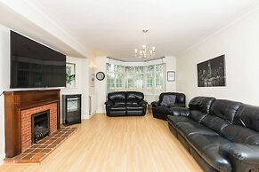 6 bedroom house near Edgbaston Stadium