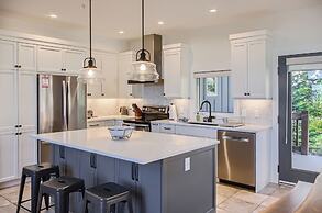 365 Moonshine Crescent by Okanagan Premier