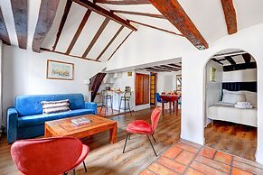 Cozy 2BR in the Heart of Île Saint-Louis