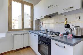 Furio Camillo Studio - Metro A - Netflix