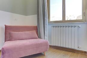 Furio Camillo Studio - Metro A - Netflix