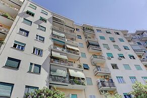 Furio Camillo Studio - Metro A - Netflix