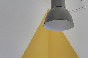 Furio Camillo Studio - Metro A - Netflix