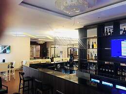 Pave Hotel and Suites