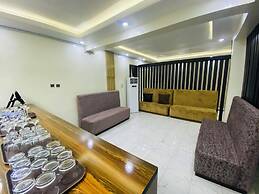 LIGHT SPRING HOTEL