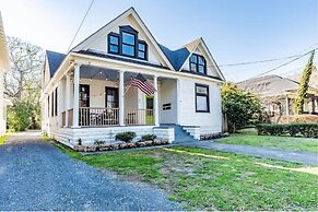 Dauphin Darling 4 Units