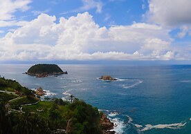 Villa 4 Rec. con Vistas y Playa Privada