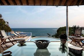 Villa 4 Rec. con Vistas y Playa Privada