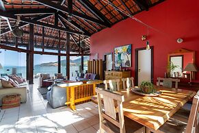 House With Private Beach in Porto Bello Mangaratiba